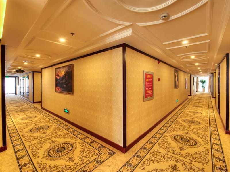 Vienna Hotel Shanghai Happy Valley Songjiang Ngoại thất bức ảnh